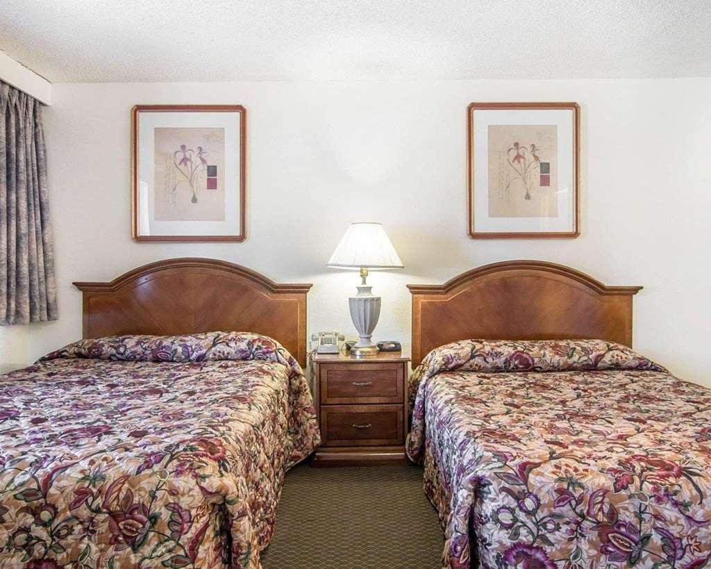 Econo Lodge Юджин Номер фото